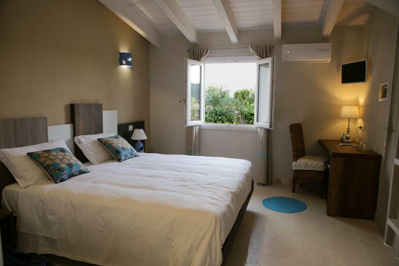Avion B&B Elmas Kültér fotó
